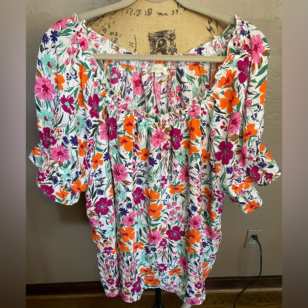 Chenault Floral Blouse scoop neck ruffle sleeve Sz 3X excellent condition